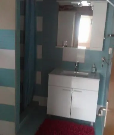 Peroika House Peroj